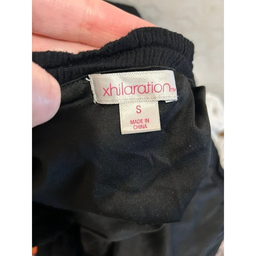 Black Strapless Embroidered Romper - S - Picture 4 of 4